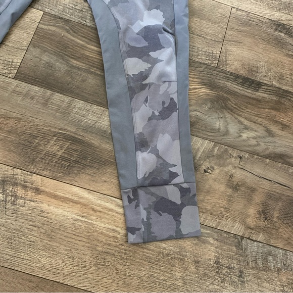 Athleta Gray Camo Joggers - Picture 3 of 10